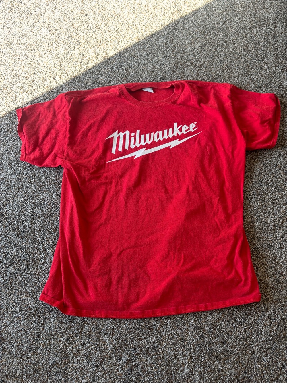 Milwaukee Tool Red Graphic Logo T Shirt XL Workwear Tee